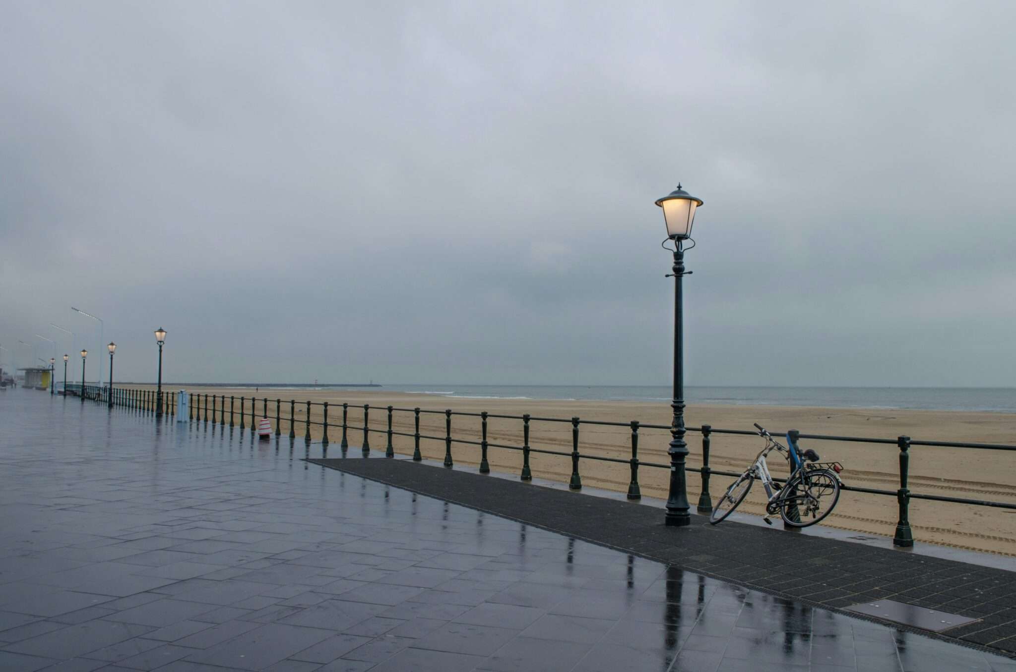 Les Sables-d'Olonne plage remblai chien Vendée location vacances