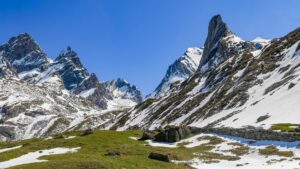 Sommets enneigés au-dessus de Pralognan-la-Vanoise